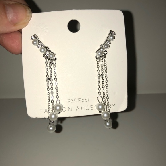 Climbing Earrings - Picture 6 of 8